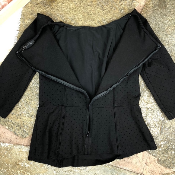 CLEARANCE WHBM Peplum Top Size 2 - Picture 8 of 8